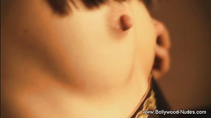 बेकार है फिल्मी हीरोइन की सेक्सी फिल्म डिक