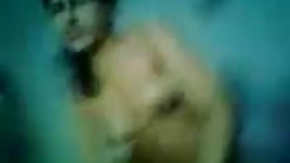 प्लंबर के साथ । रूसी सेक्स फिल्म मूवी
