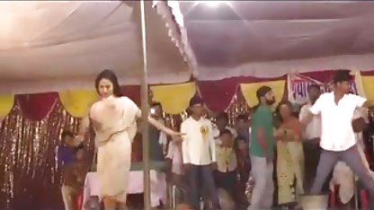 गुस्ताफ़ी सेक्सी मूवी पिक्चर