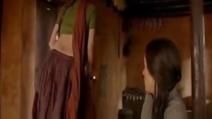 कैपरी एंडरसन हिंदी पिक्चर फिल्म सेक्सी में