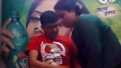 वेरोनिका हिंदी सेक्सी फिल्म देखने वाली Avluv