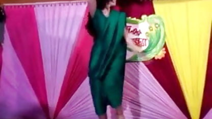 प्यार सेक्सी हिंदी मूवी वीडियो में Gisele
