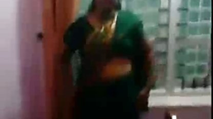 शानदार प्रेमकाव्य के साथ एक अच्छा लड़की (18 हिंदुस्तानी सेक्स फिल्म साल)
