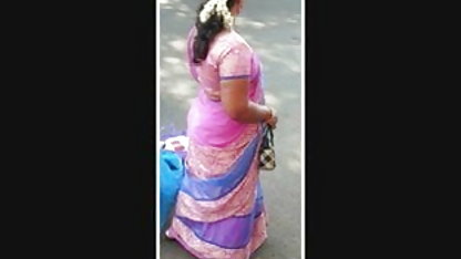 सोनिया और उसके हिंदी मूवी फिल्म सेक्सी गुलाम-अलीज़ा