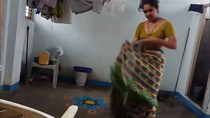 टॉस्टुयू प्राप्त गड़बड़ हिंदी मूवी वीडियो सेक्सी