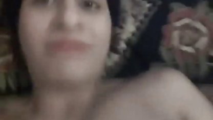 PARIJE सेक्सी फिल्म हिंदी पिक्चर फिल्म मेट्रो