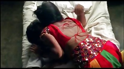 विवि थॉमस-विश्वासघाती भाग ' 2 फिल्म सेक्सी हिंदी में